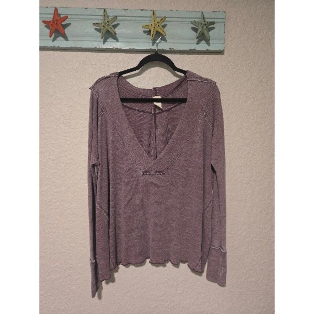 Free People We The Free Purple Ribbed V-Neck Thermal Top Small Boho Raw Edge